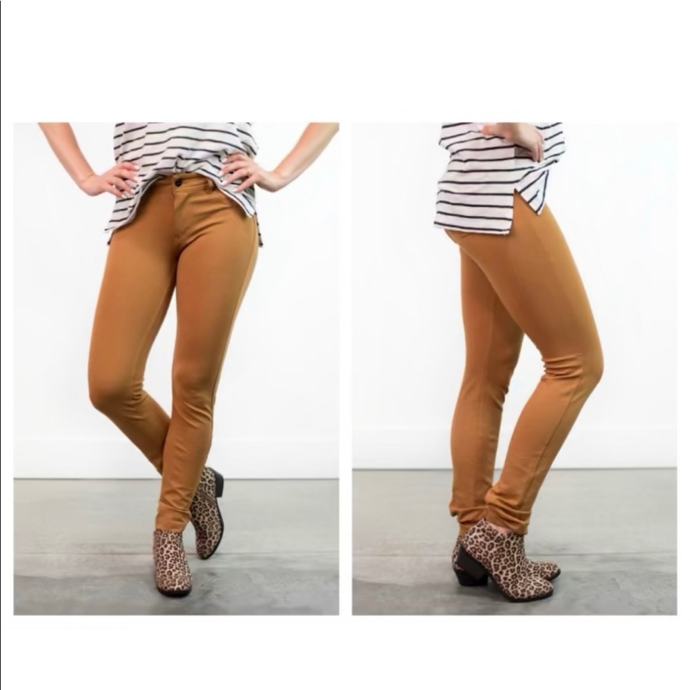 Stretchy Active USA Skinny Pants